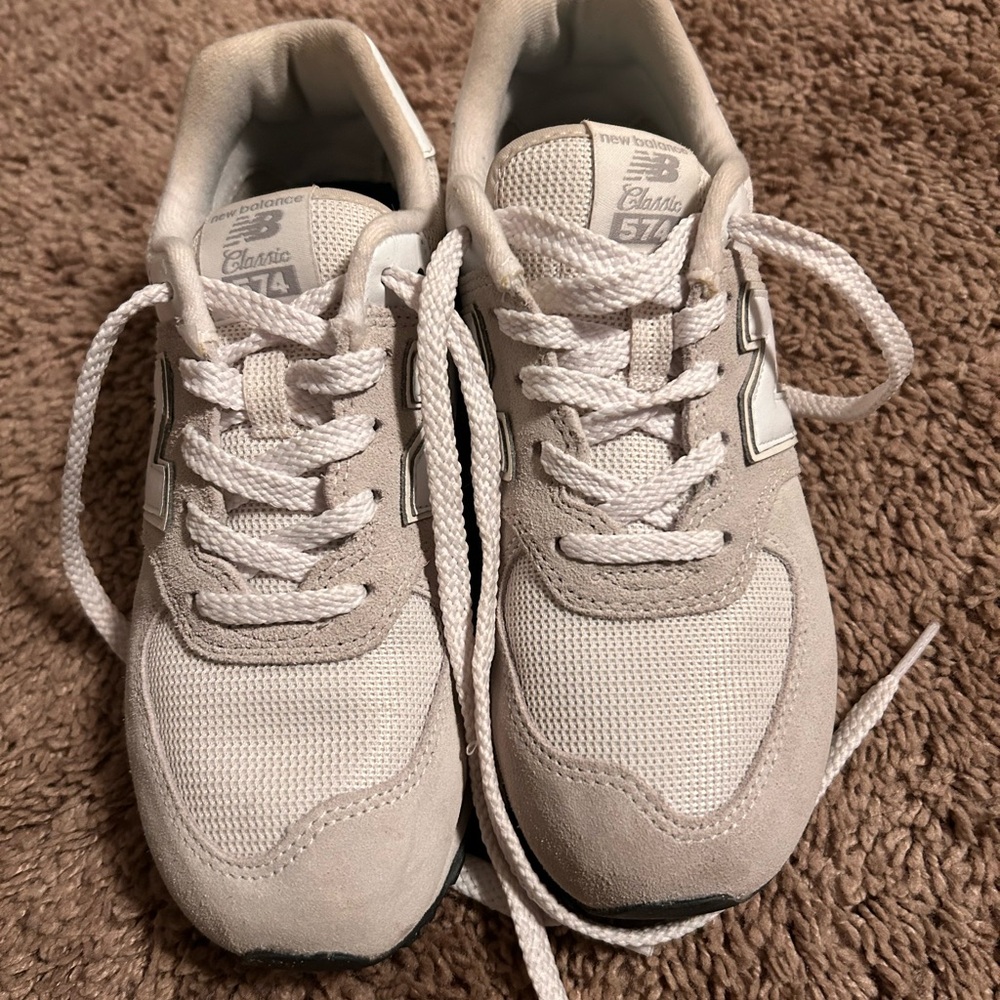 New Balance Kids' 574 Core Sneakers - White and Gray - Picture 3 of 6
